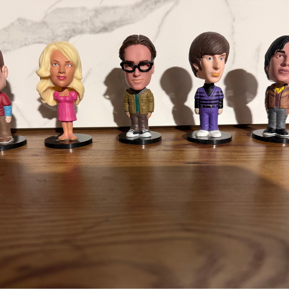 Set of Big Bang Theory Character Figurines
